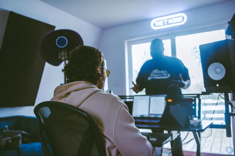 Beats Without Borders: Inside the Messy, Brilliant World of Cross-Continental Electronic Collaboration